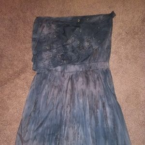 Grey strapless dress